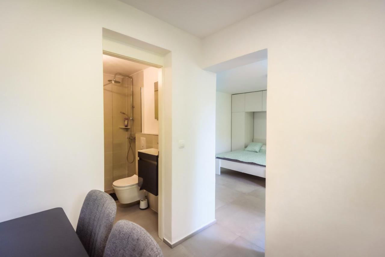 Family House Grey Apartment Duboka Bagian luar foto