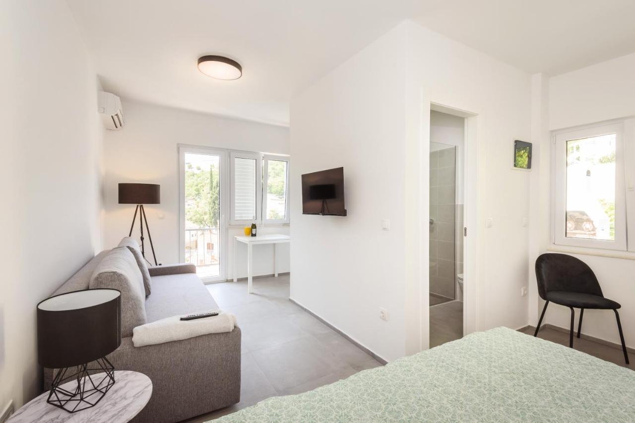 Family House Grey Apartment Duboka Bagian luar foto